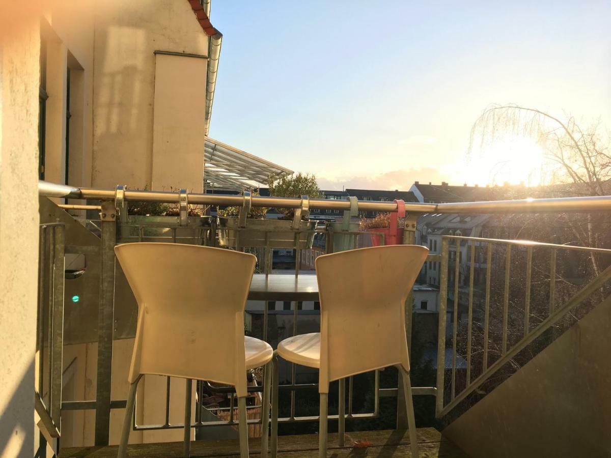 Ruhiges Apartment Am Rande Des Szeneviertels Dresda Esterno foto